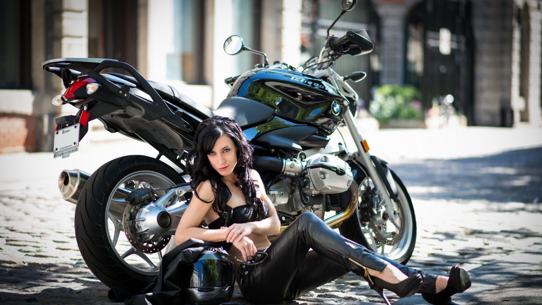 European women on bikes in Perm