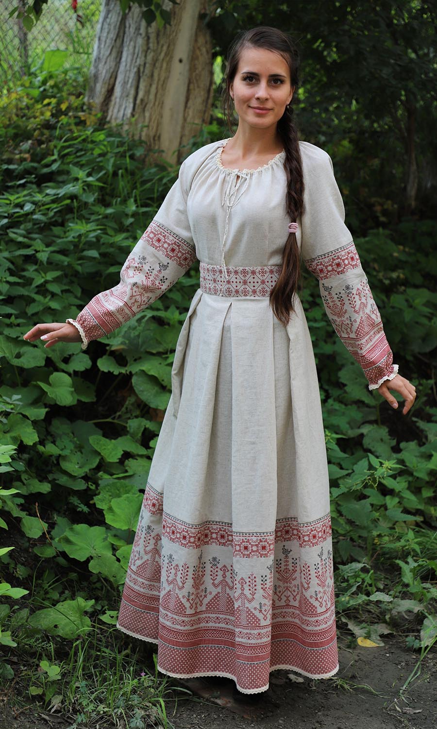Girls in Slavic costumes in Perm